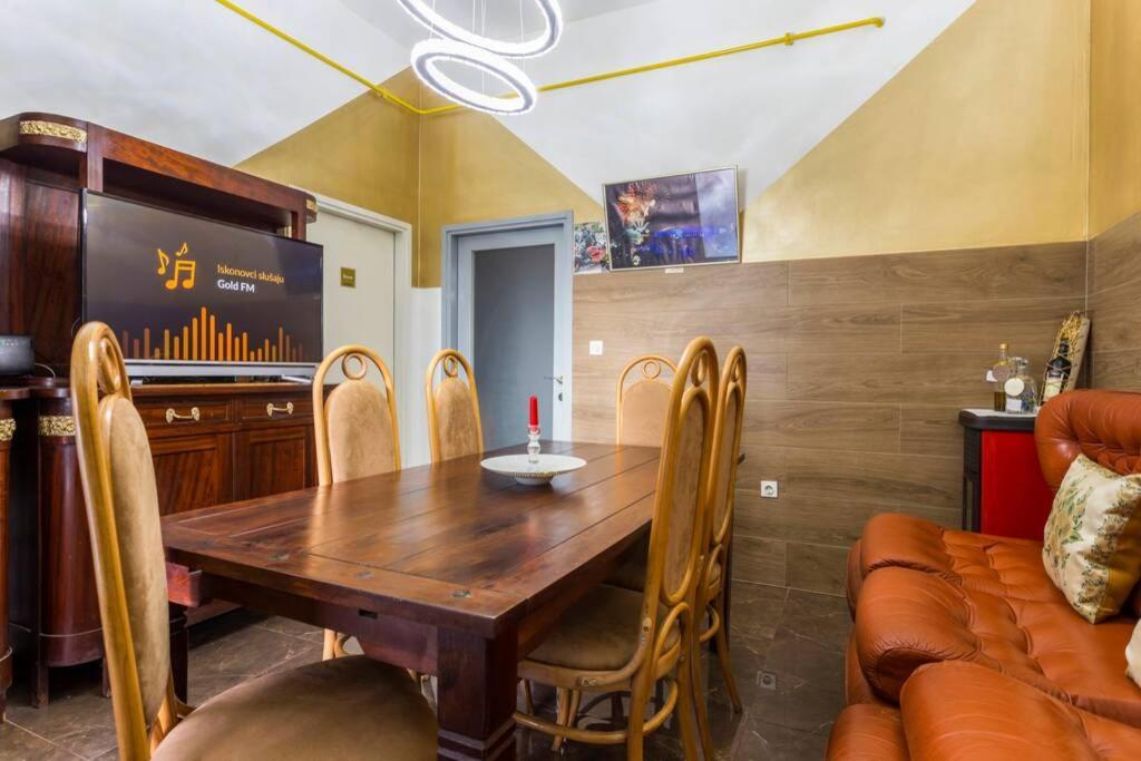 Excellent-centralocated-renovated-2bdr Apartmán *